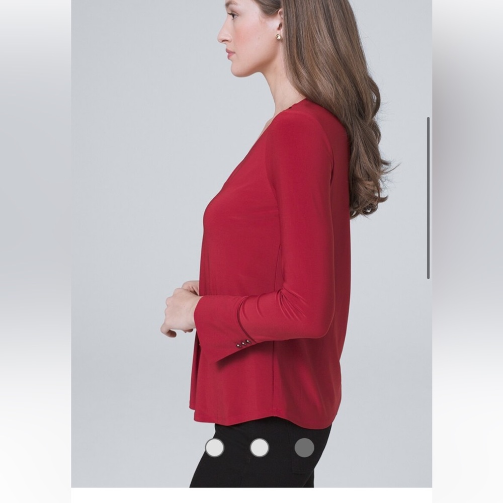 WHBM single pleat blouse. Never worn. Plastic still on‎ buttons!